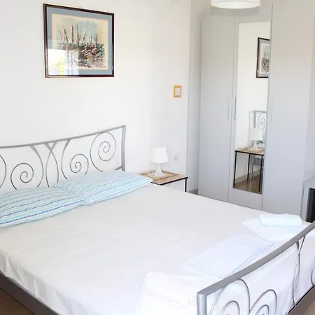 Demori 3* Primošten